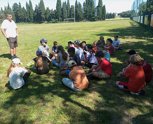 Retour au calme et debriefing